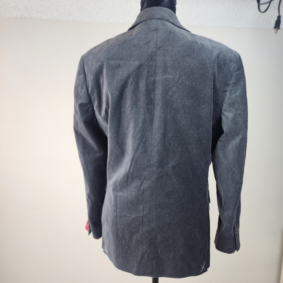 J. FerrarMen's Slim Fit Velvet Gray Two Button Blazer Size 38S - Picture 4 of 13